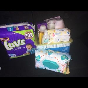 Size 2 luv Diapers(31ct), pampers wipes(72ct), kit